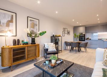 Thumbnail 2 bedroom flat for sale in Mission Grove, London