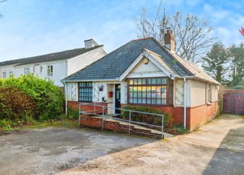 Thumbnail 2 bedroom bungalow for sale in Botley Road, North Baddesley, Southampton, Hampshire