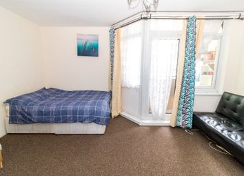 4 Bedrooms Maisonette to rent in Wyllen Close, Whitechapel, London E1