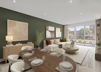 Maxima, Apartment 167