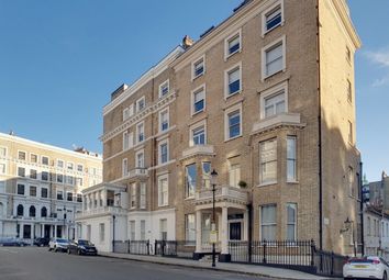 Thumbnail 5 bedroom flat for sale in Queen's Gate Place, London