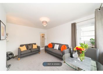 2 Bedrooms Flat to rent in Ossulton Way, London N2