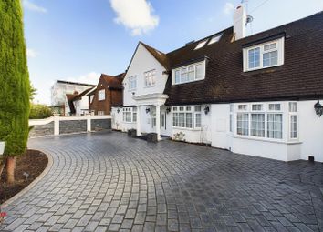 Thumbnail Detached house to rent in Park Avenue, Ruislip