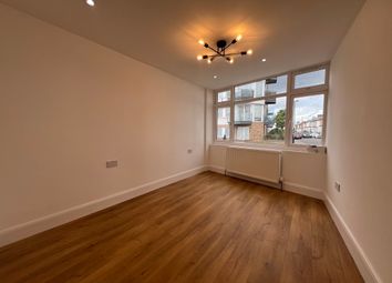 Thumbnail Duplex to rent in Clifford Road, London