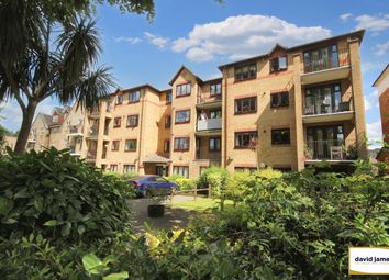 Thumbnail 2 bed flat for sale in The Avenue, Beckenham