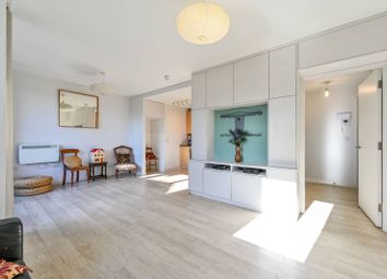 Thumbnail 2 bedroom flat for sale in Drayton Park, Arsenal, London