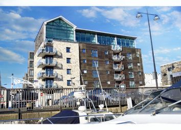 Thumbnail Flat to rent in Vauxhall Street, Plymouth