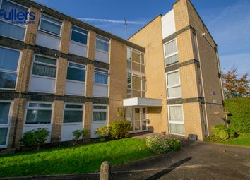 Thumbnail 1 bed flat for sale in Lingfield Close, Enfield