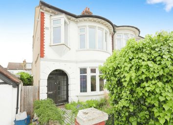 Thumbnail Flat to rent in Lord Roberts Avenue, Leigh-On-Sea