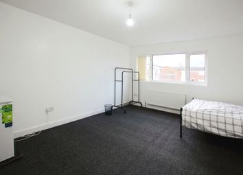 Bolton - Room to rent                         ...