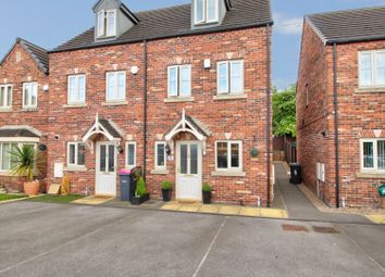 3 Bedroom Town house for sale