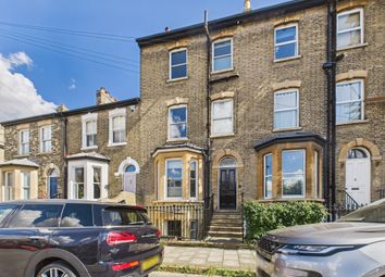 Cam02545G0-Pr0486-Still049 (1)