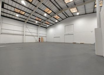 Thumbnail Warehouse to let in Apex Industrial Estate, Willesden, London