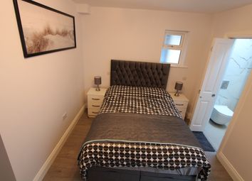 Thumbnail 6 bedroom terraced house to rent in Alexandra Road, Mitcham
