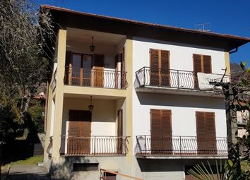 Thumbnail 6 bed property for sale in 22016 Lenno, Province Of Como, Italy