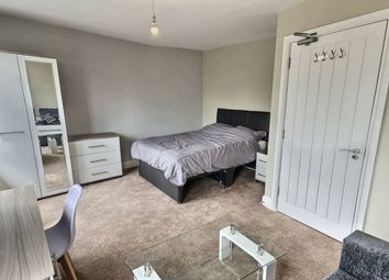 Thumbnail Room to rent in St. Andrews Avenue, Colchester