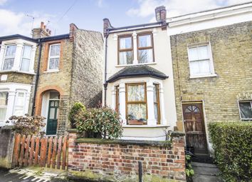 3 Bedrooms Semi-detached house for sale in Forest Road, Leytonstone, London E11