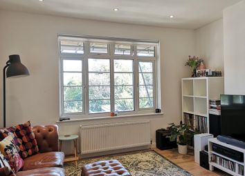 Thumbnail Flat to rent in Risborough Close, Muswell Hill