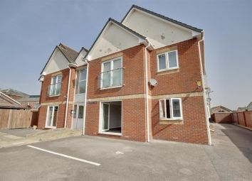Thumbnail 2 bed flat for sale in Henderson Road, Southsea