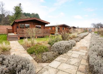 2 Bedroom Detached house for rent