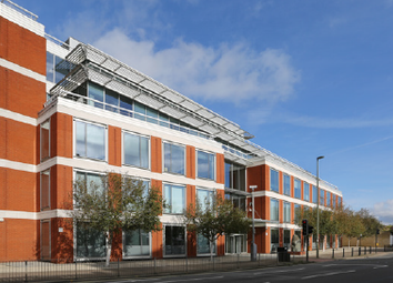 Thumbnail Office to let in Staines-Upon-Thames
