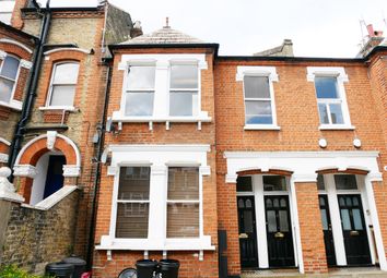 3 Bedrooms Flat to rent in Schubert Road, London SW15