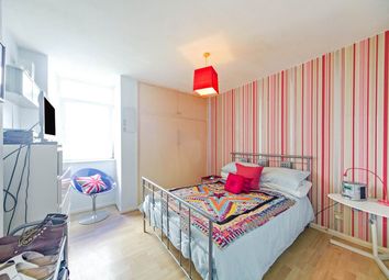 Howard Park House, 77-79 Perry Hill, London SE6. Sub image 1. Picture No. 09