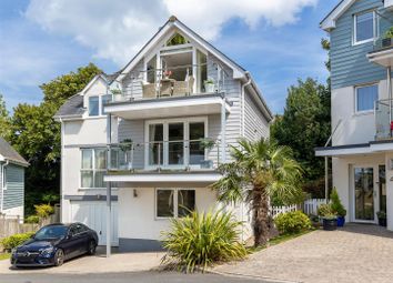 Thumbnail 5 bed detached house for sale in Marine View Close, Cowes