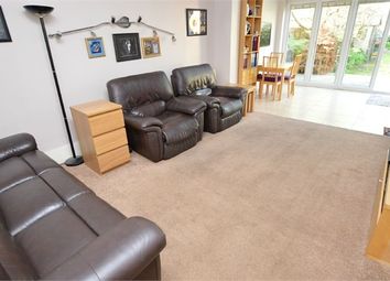 Thumbnail 3 bed flat for sale in Thornhill Road, Croydon