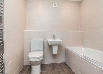 Picture 3 Thumbnail 2 bedroom flat for sale in Netham Road, Bristol