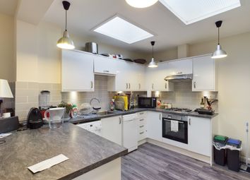 Thumbnail Flat to rent in Camilla Road, London