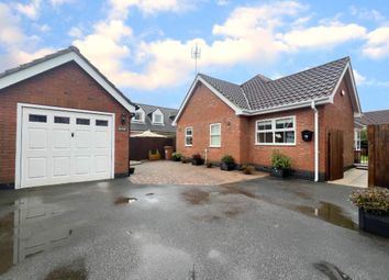 Thumbnail Detached bungalow for sale in Fair View Close, Gilberdyke, Brough
