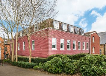 Thumbnail Flat for sale in Guildford, Surrey