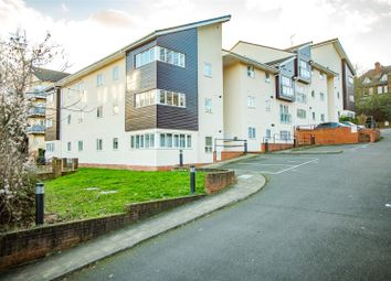 2 Bedrooms Flat for sale in Buckland Rise, Maidstone, Kent ME16