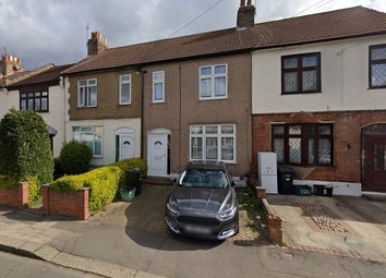 Thumbnail Terraced house to rent in Inglehurst Gardens, Ilford