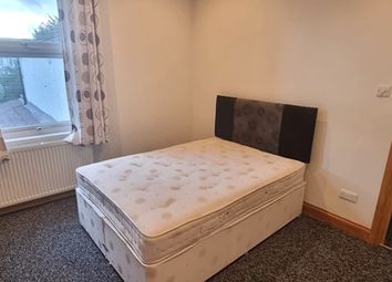 Thumbnail Room to rent in Robinson Road, Colliers Wood, London