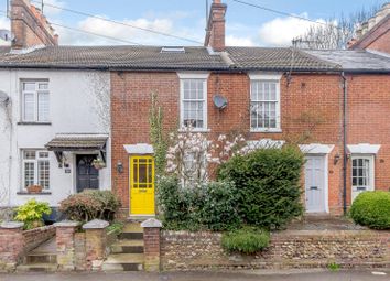 3 Bedrooms Terraced house for sale in Guildford Road, Farnham GU9