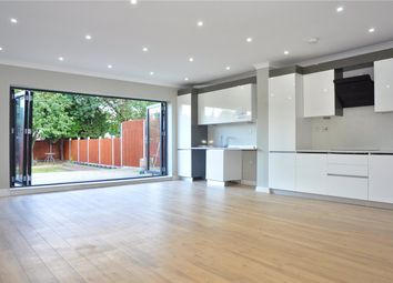 4 Bedrooms Terraced house for sale in Wentworth Gardens, London N13