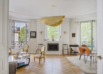 Thumbnail 2 bed apartment for sale in 7th (Invalides, Eiffel Tower, Orsay), Paris Left Bank (5th, 6th &amp; 7th ), Paris