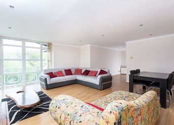 1 Bedrooms Flat to rent in Eleanor Close, London SE16
