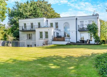 7 Watersmeet Road