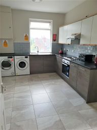 Thumbnail Shared accommodation to rent in High Road, Balby, Doncaster