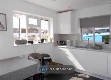 3 Bedrooms Bungalow to rent in Desmond Way Brighton, Brighton BN2