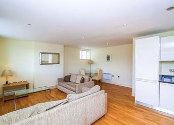 Thumbnail Flat to rent in Hayes Road, Sully, Penarth
