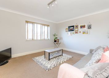 2 bed flat for sale in Send Road, Send, Woking GU23