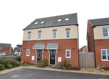 3 Bedroom Semi-detached house for rent