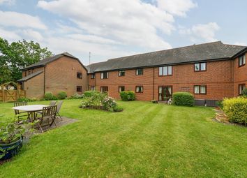 Thumbnail 2 bed flat for sale in Badgers Croft, Victoria Road, Mortimer Common, Reading