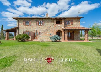 Thumbnail Country house for sale in Foiano Della Chiana, Tuscany, Italy