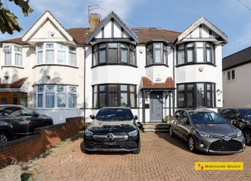 Thumbnail Property for sale in Linden Way, London