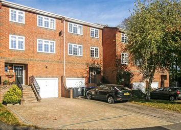 4 Bedrooms Town house for sale in Spindlewood Gardens, Croydon, Surrey CR0
